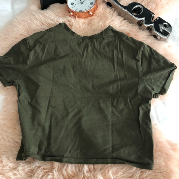Green cropped tee shirt - Picture 2 of 2